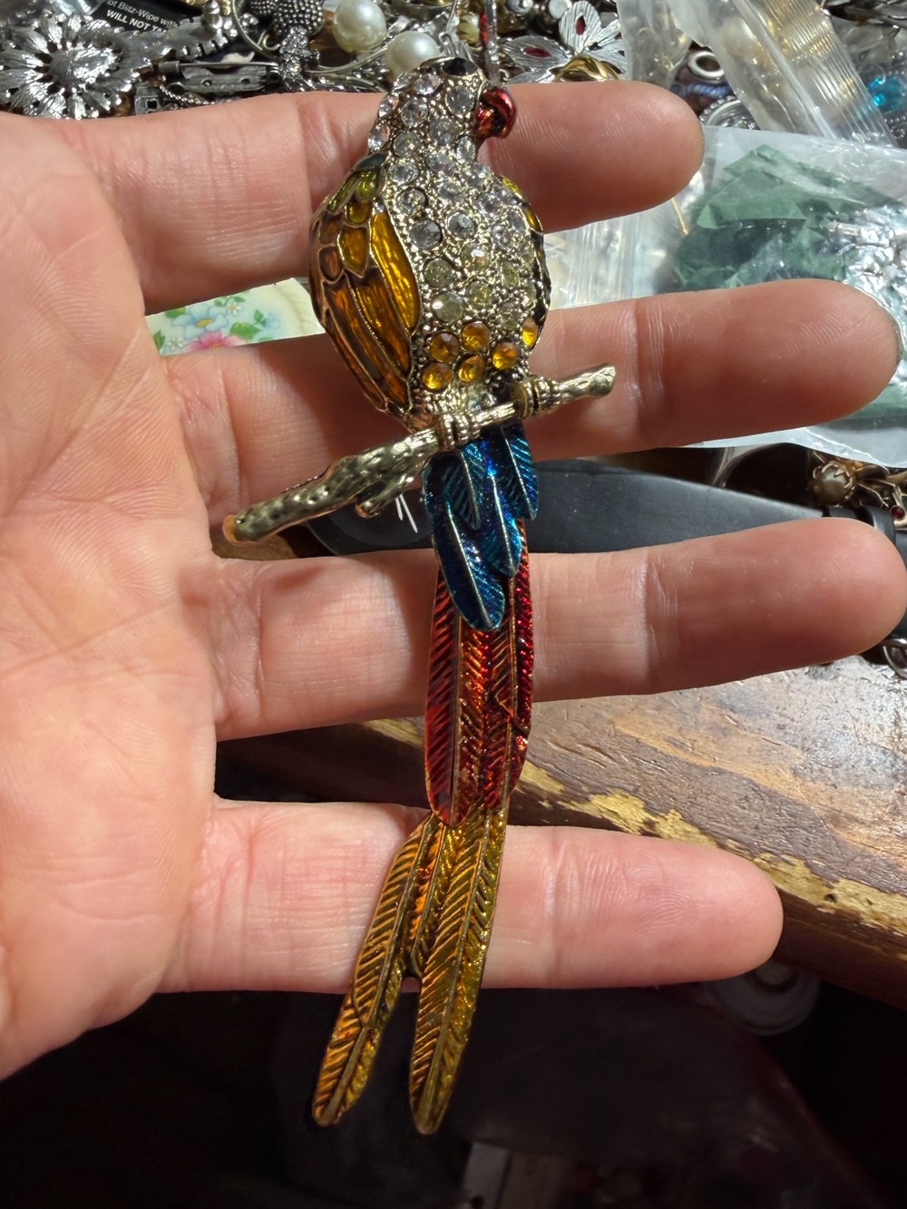 Vintage Gold Tone Multicolor Parrot crystal Articulated Pendant Brooch